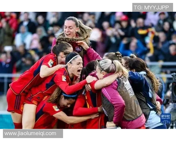 荷兰与西班牙精彩对决全场回放重温比赛瞬间与精彩时刻