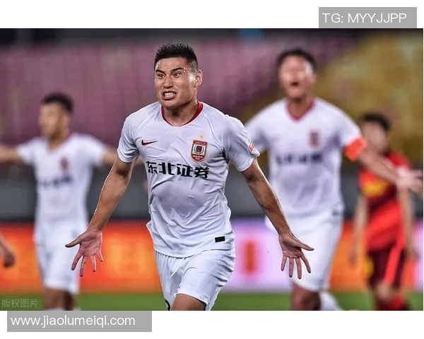 费城与亚特联激战正酣赛果揭晓引发球迷热议