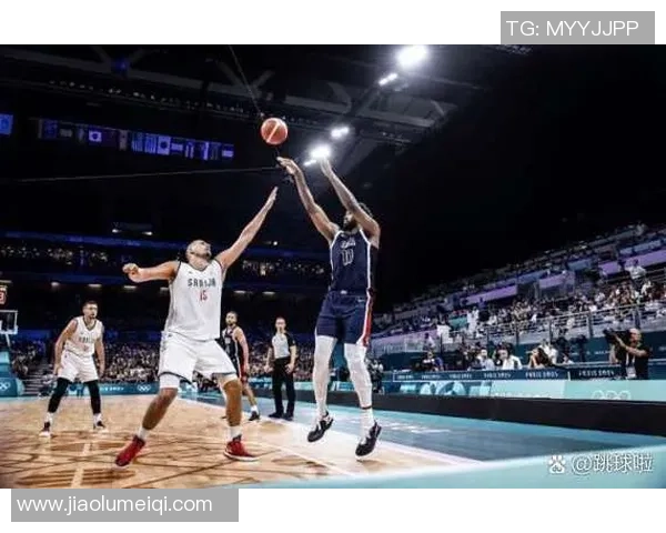 乔尔恩比德如何在NBA赛场上展现统治力与领导才能