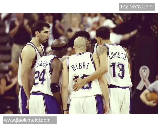 国王队与步行者队阵容对比分析揭示双方实力差距与战术特点