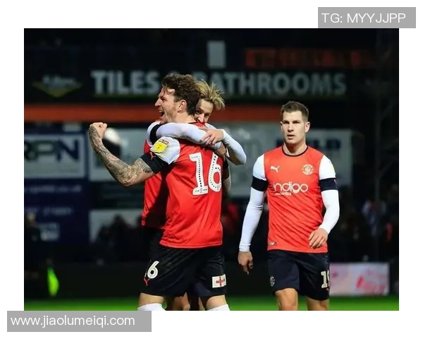 弗洛西与切沃的精彩对决分析及赛季前景展望