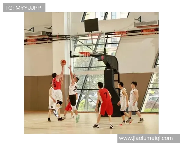 广州篮球队灵活性变革引发热议探索新战术与团队协作的未来发展